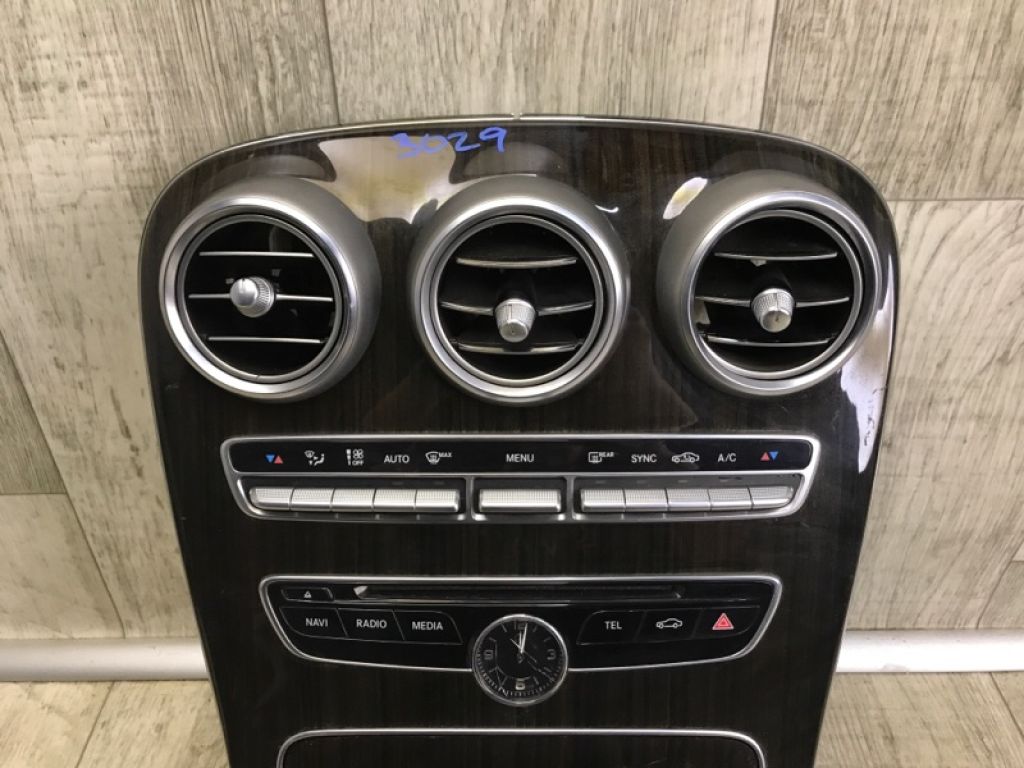 A 205 680 03 05 | Консоль центральна MERCEDES C-CLASS A205 16-21 - Фото 3