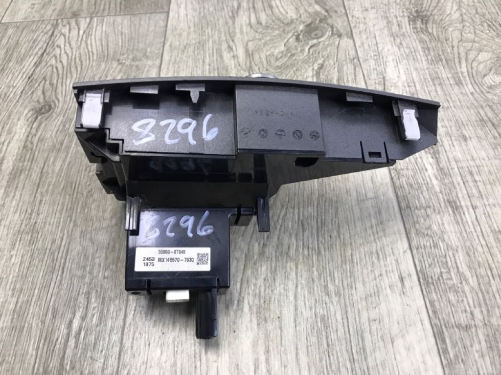 55900-0T040 | Блок управления печкой TOYOTA VENZA 09-16 - Фото 4