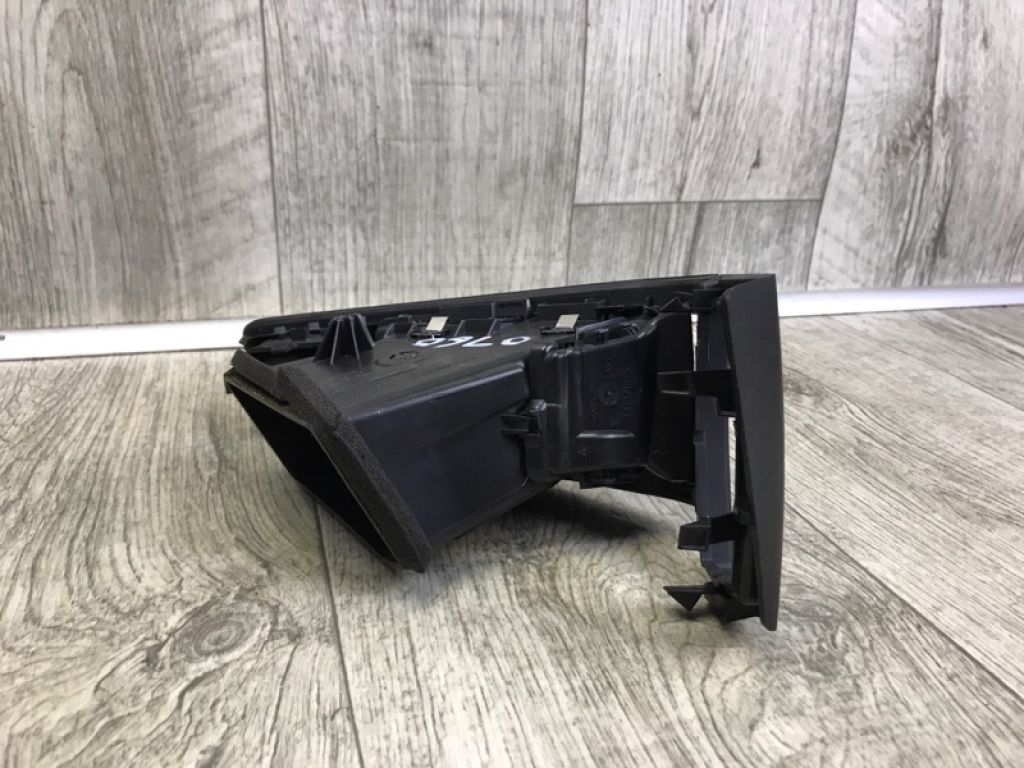 CV6Z-19893-GA | Дефлектор воздушный лев. FORD FOCUS 10-18 - Фото 3