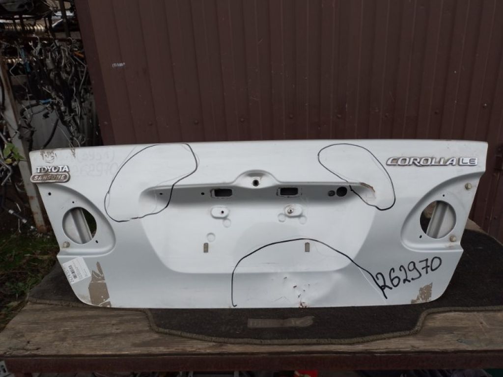 64401-02100 | Крышка багажника TOYOTA COROLLA 120 00-07