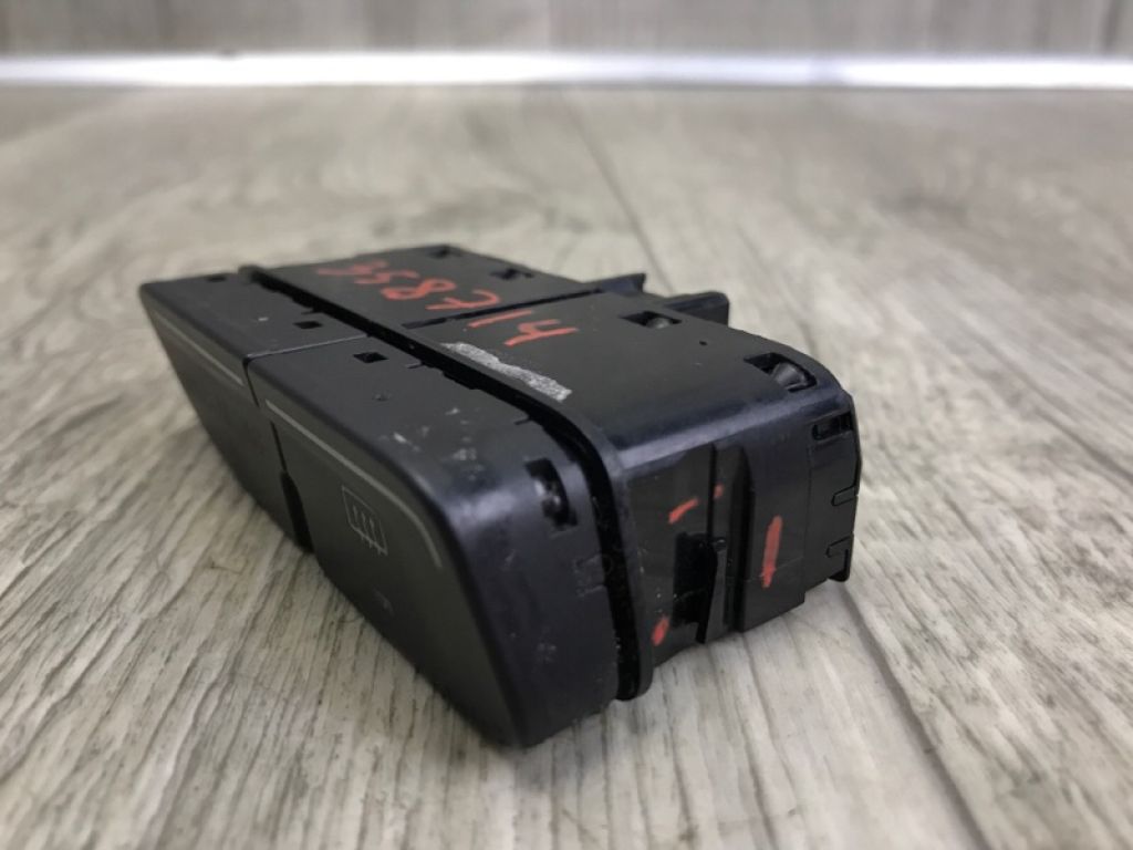 CP9Z-10A936-A | Кнопка обогрева заднего стекла FORD FOCUS 10-18 - Фото 4