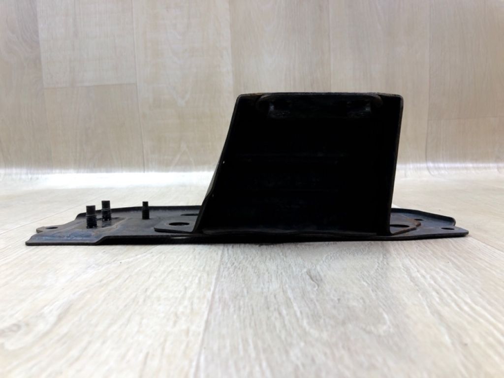 62210CG000 | Кронштейн підсилювача переднього бампера прав. INFINITI FX S50 03-08 - Фото 3