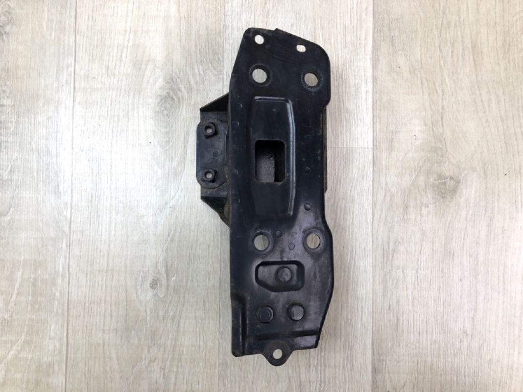 62210CG000 | Кронштейн підсилювача переднього бампера прав. INFINITI FX S50 03-08 - Фото 5