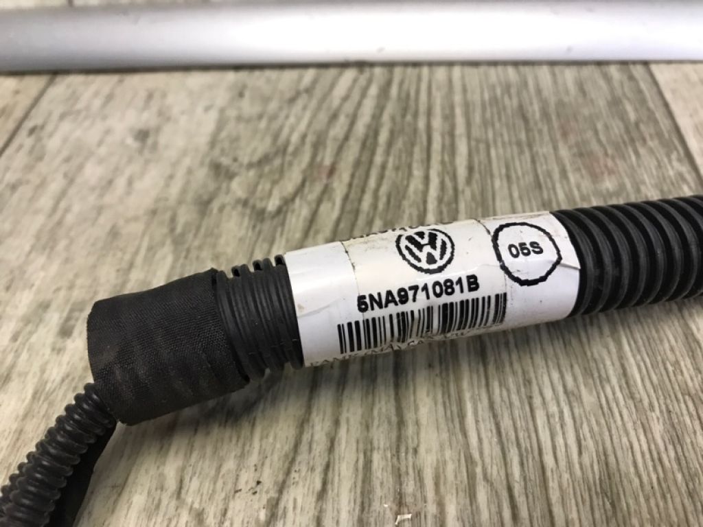 1K6 955 651 | Насос омивача скла VOLKSWAGEN TIGUAN 16-23 - Фото 3