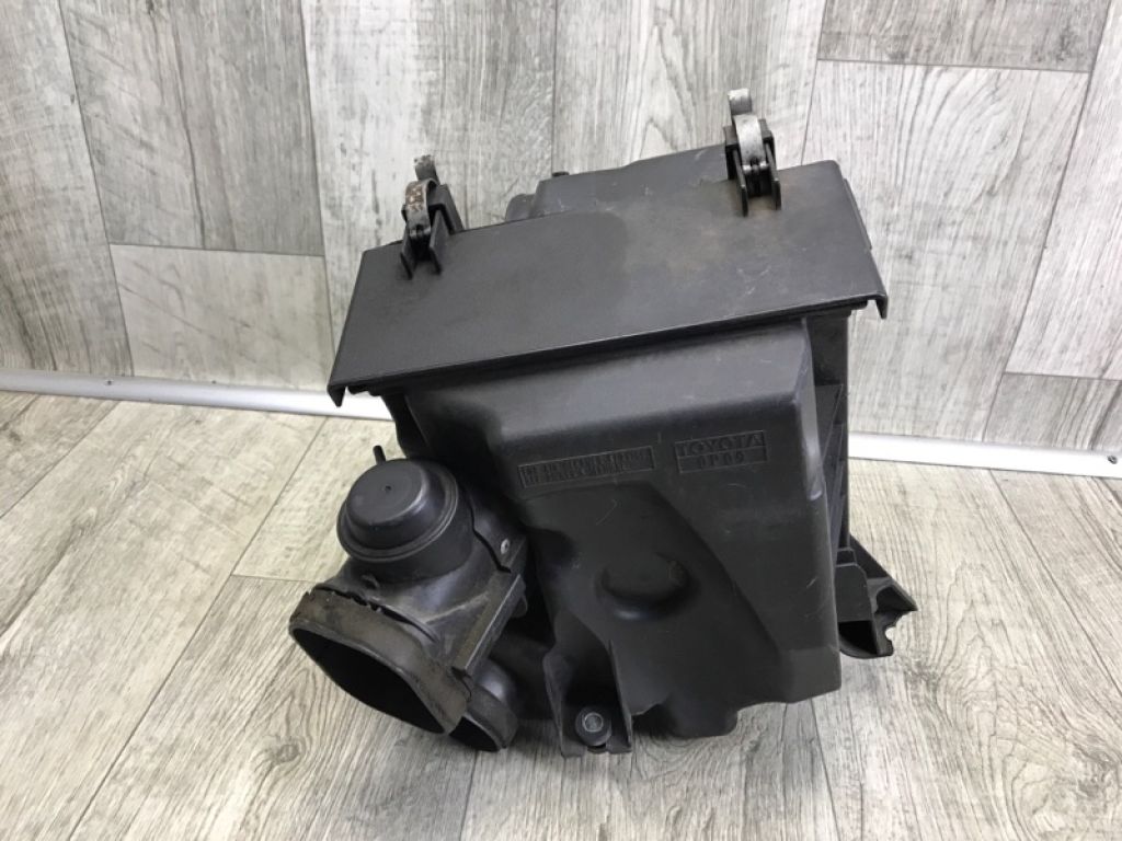 17700-0P096 | Корпус повітряного фільтра TOYOTA SIENNA 11-16 - Фото 5