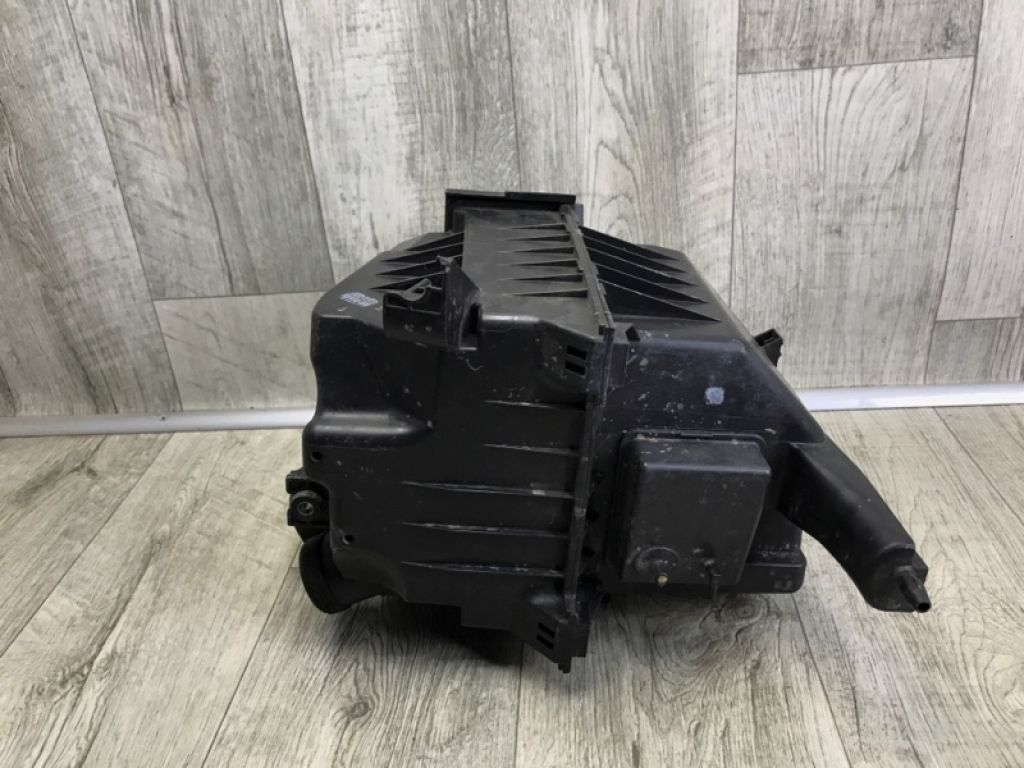 17700-0P096 | Корпус повітряного фільтра TOYOTA SIENNA 11-16 - Фото 6