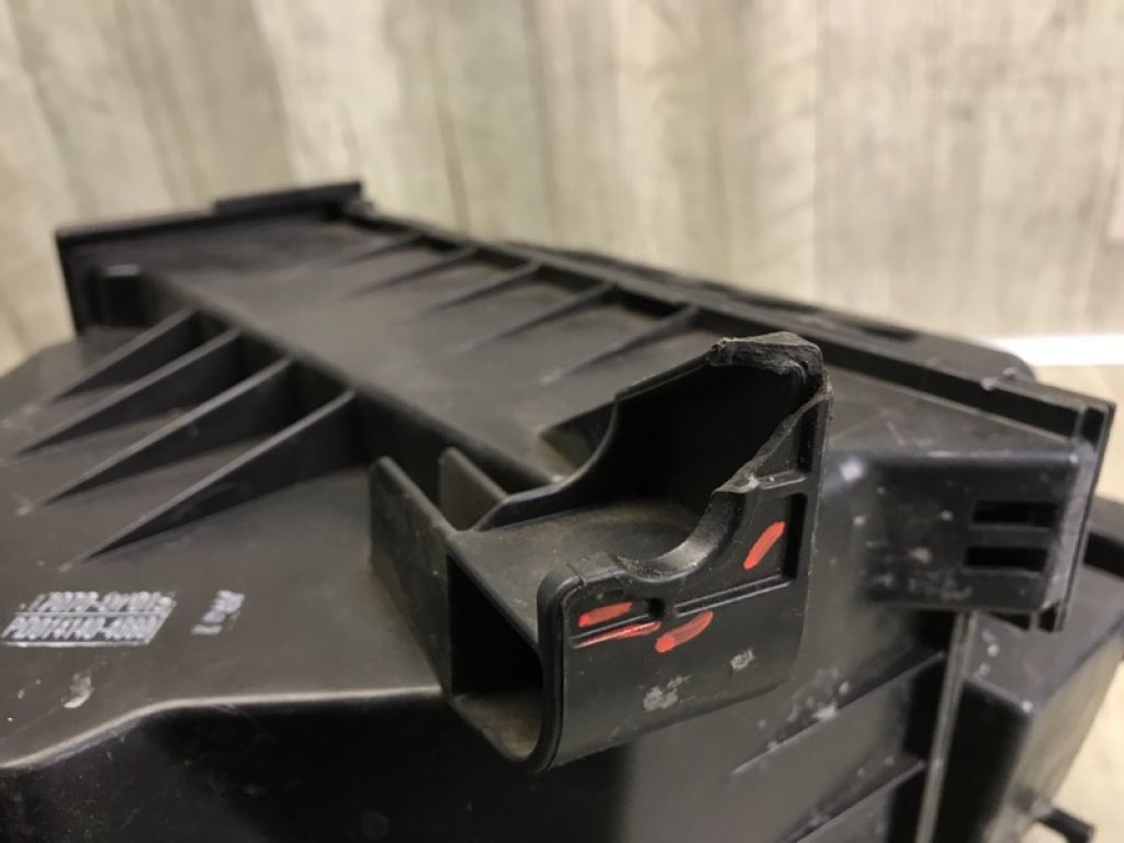 17700-0P096 | Корпус повітряного фільтра TOYOTA SIENNA 11-16 - Фото 9