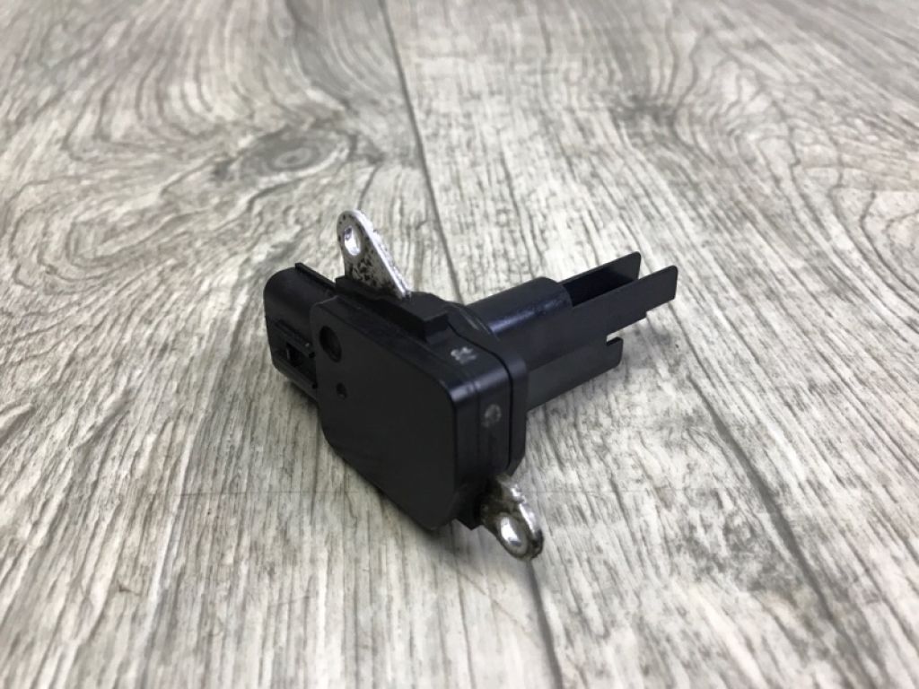 22204-0V010 | Расходомер воздуха TOYOTA SIENNA 11-16 - Фото 2