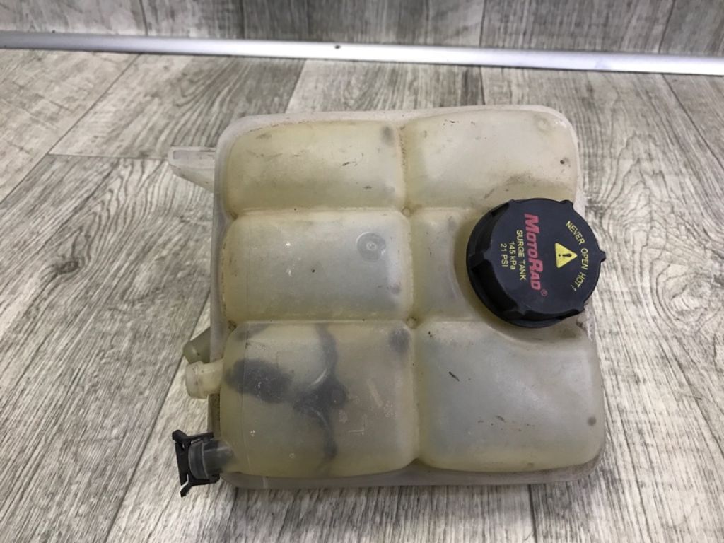 CV6Z-8A080-A | Бачок расширительный FORD FOCUS 10-18