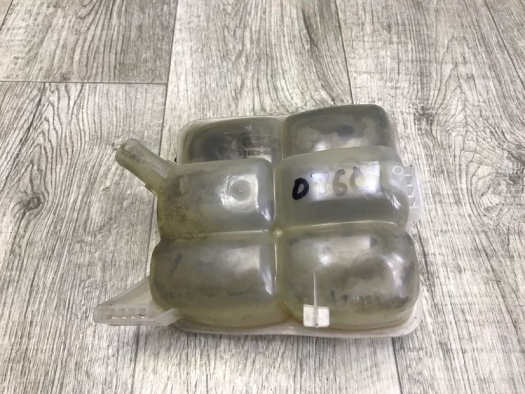 CV6Z-8A080-A | Бачок расширительный FORD FOCUS 10-18 - Фото 3