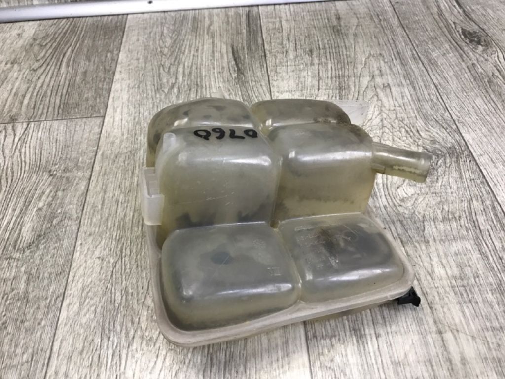 CV6Z-8A080-A | Бачок расширительный FORD FOCUS 10-18 - Фото 4