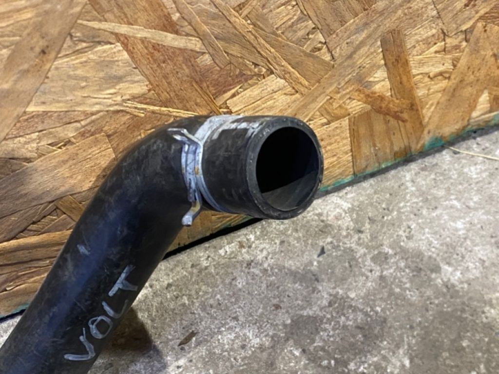 Патрубок системи охолодження CHEVROLET VOLT 10-15 - Фото 4