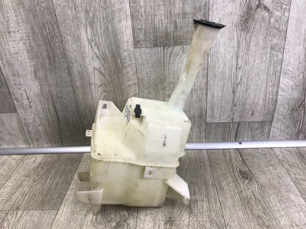 85315-AE010 | Бачок омивача TOYOTA SIENNA 11-16 - Фото 2