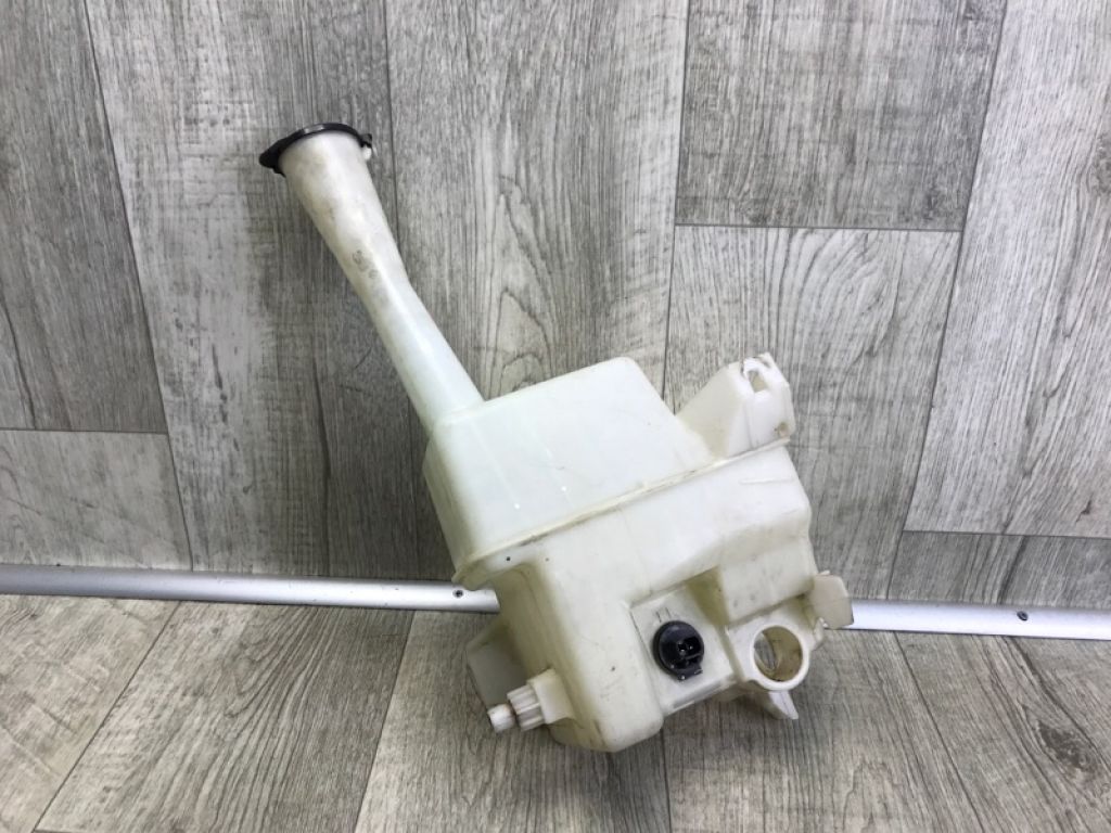 85315-AE010 | Бачок омивача TOYOTA SIENNA 11-16 - Фото 4