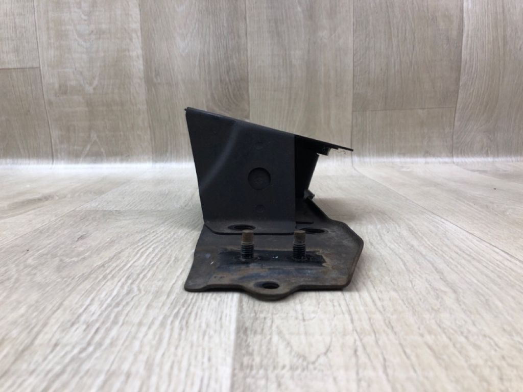 62211CG000 | Кронштейн підсилювача переднього бампера лів. INFINITI FX S50 03-08 - Фото 2