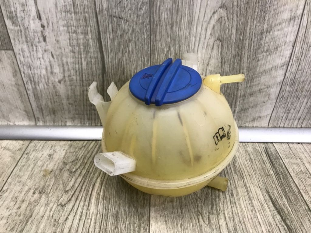 1K0 121 407 A | Бачок розширювальний VOLKSWAGEN JETTA USA 10-17