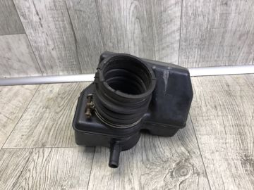 Резонатор повітряного фільтра TOYOTA CAMRY 30 02-06