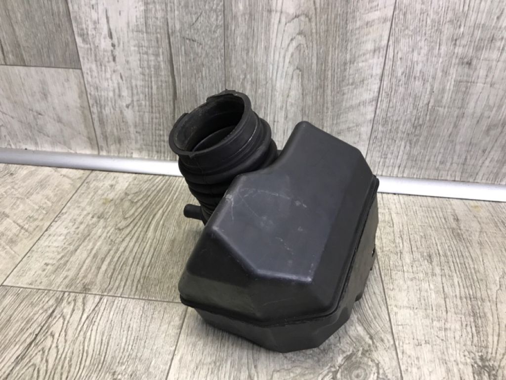 17893-20070 | Резонатор повітряного фільтра TOYOTA CAMRY 30 02-06 - Фото 2