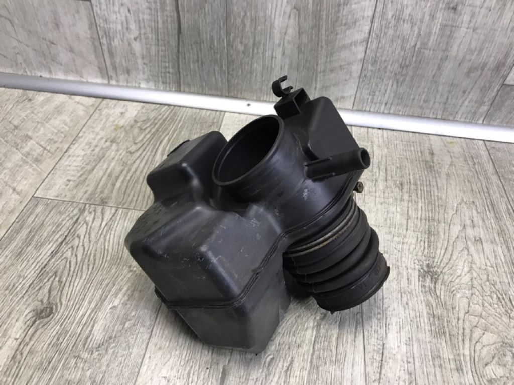 17893-20070 | Резонатор повітряного фільтра TOYOTA CAMRY 30 02-06 - Фото 5