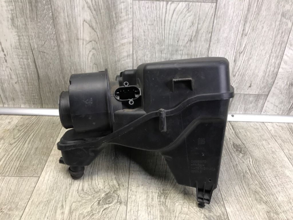 39037482 | Корпус повітряного фільтра CHEVROLET CRUZE 15-