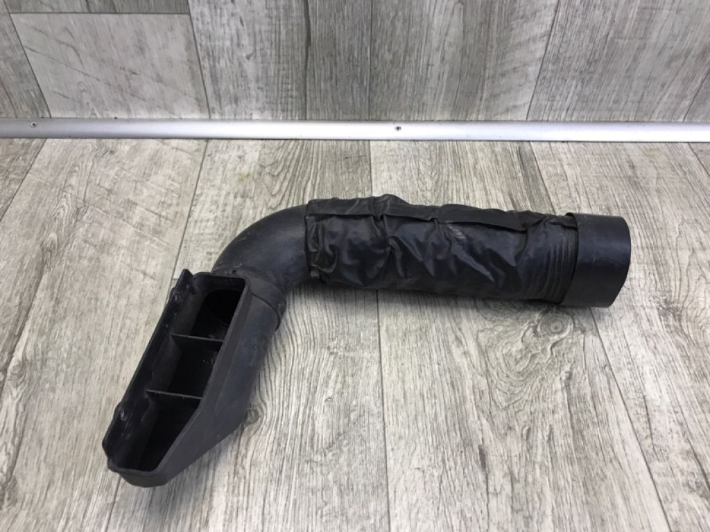 28210-3X020 | Повітрозабірник HYUNDAI I30 GD 12-17