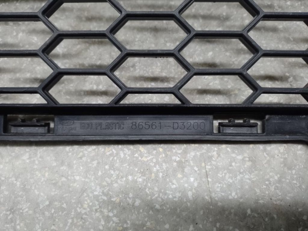 86561-D3200 | Решітка переднього бампера HYUNDAI TUCSON TL 15-20 - Фото 3