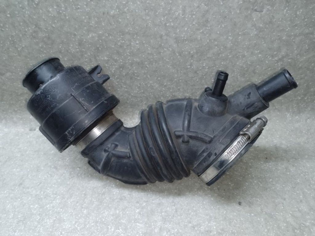 28130-D3500 | Патрубок воздушного фильтра HYUNDAI TUCSON TL 15-20 - Фото 2