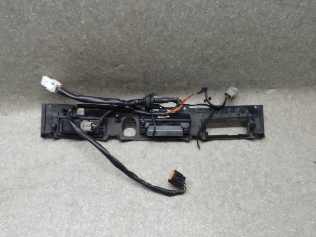 87372-D3010 | Панель підсвічування номера HYUNDAI TUCSON TL 15-20 - Фото 2