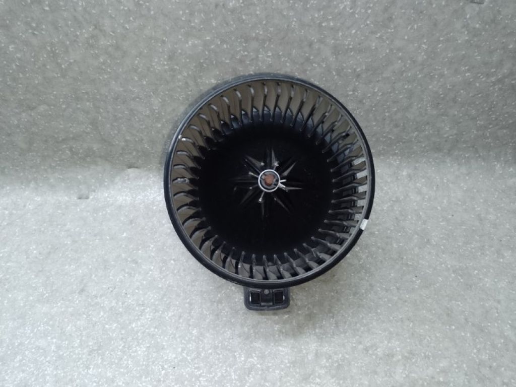 97113-2P000 | Моторчик печки HYUNDAI TUCSON TL 15-20