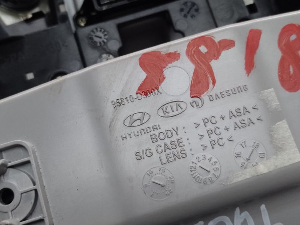 92810-D3010TTX | Плафон салону передн. HYUNDAI TUCSON TL 15-20 - Фото 4