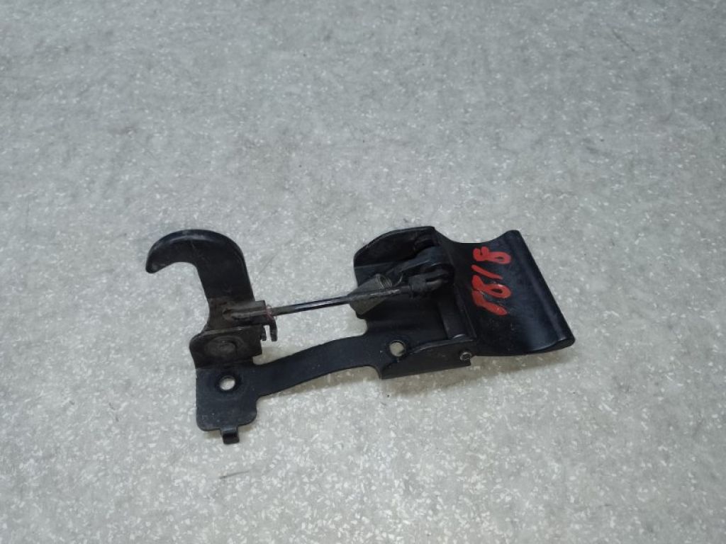 81140-D3000 | Гак замка капота HYUNDAI TUCSON TL 15-20