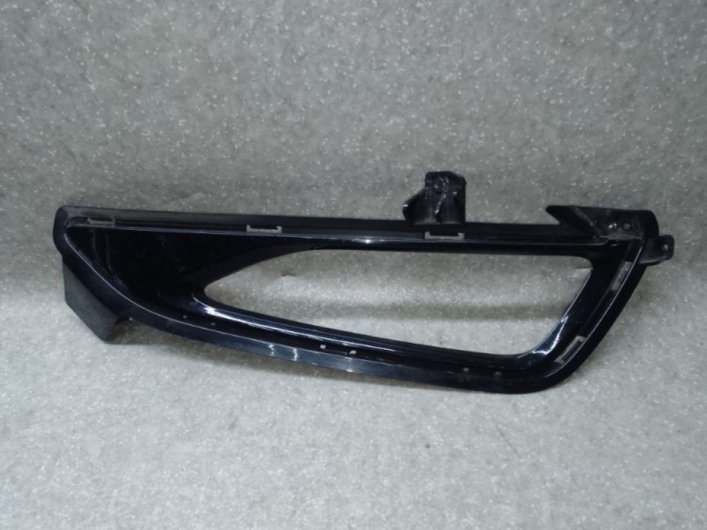 86526-D3210 | Накладка протитуманної фари передн. прав. HYUNDAI TUCSON TL 15-20