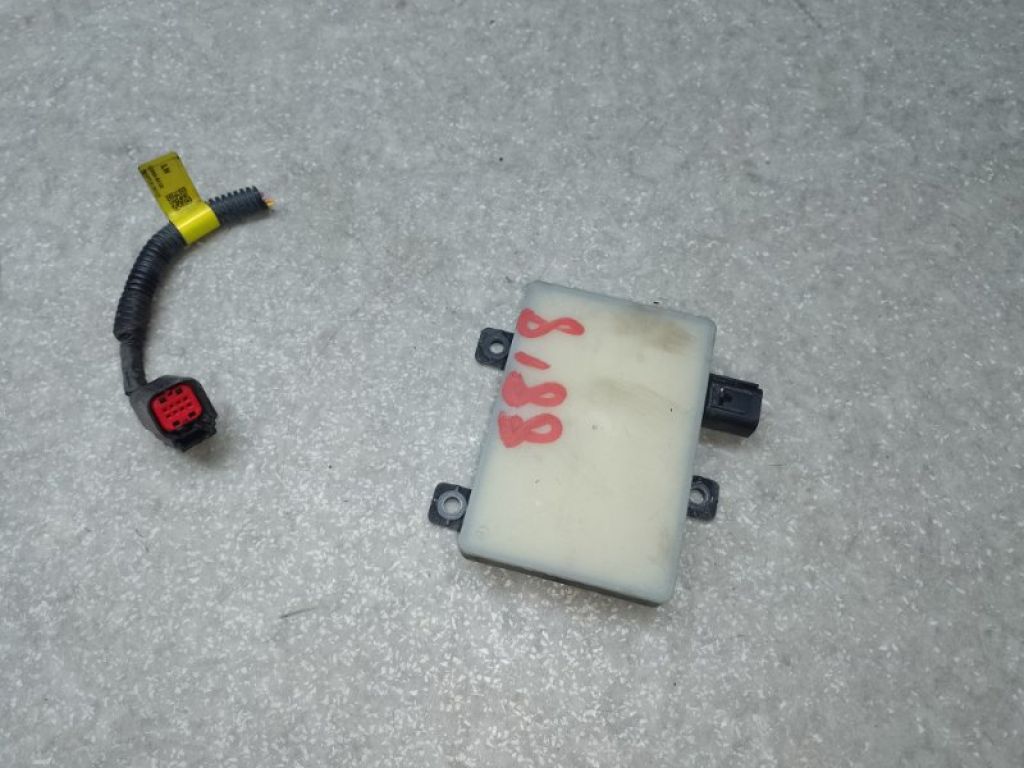 95811-D3000 | Датчик сліпих зон HYUNDAI TUCSON TL 15-20 - Фото 2