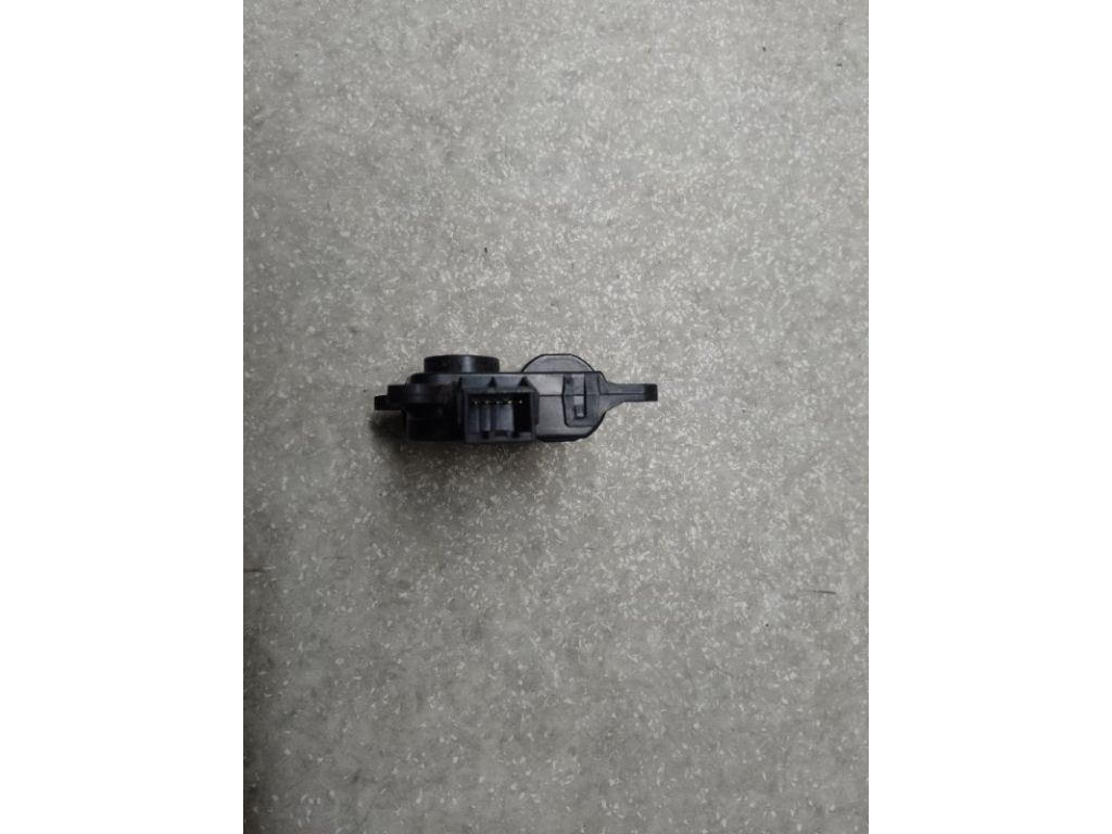 97161-1JAA0 | Моторчик заслонки печки HYUNDAI TUCSON TL 15-20 - Фото 3