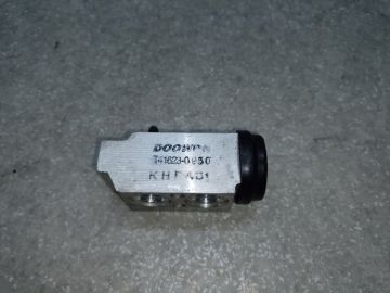 Клапан кондиціонера HYUNDAI TUCSON TL 15-20