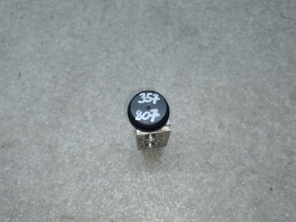 97626-2P200 | Клапан кондиціонера HYUNDAI TUCSON TL 15-20 - Фото 3