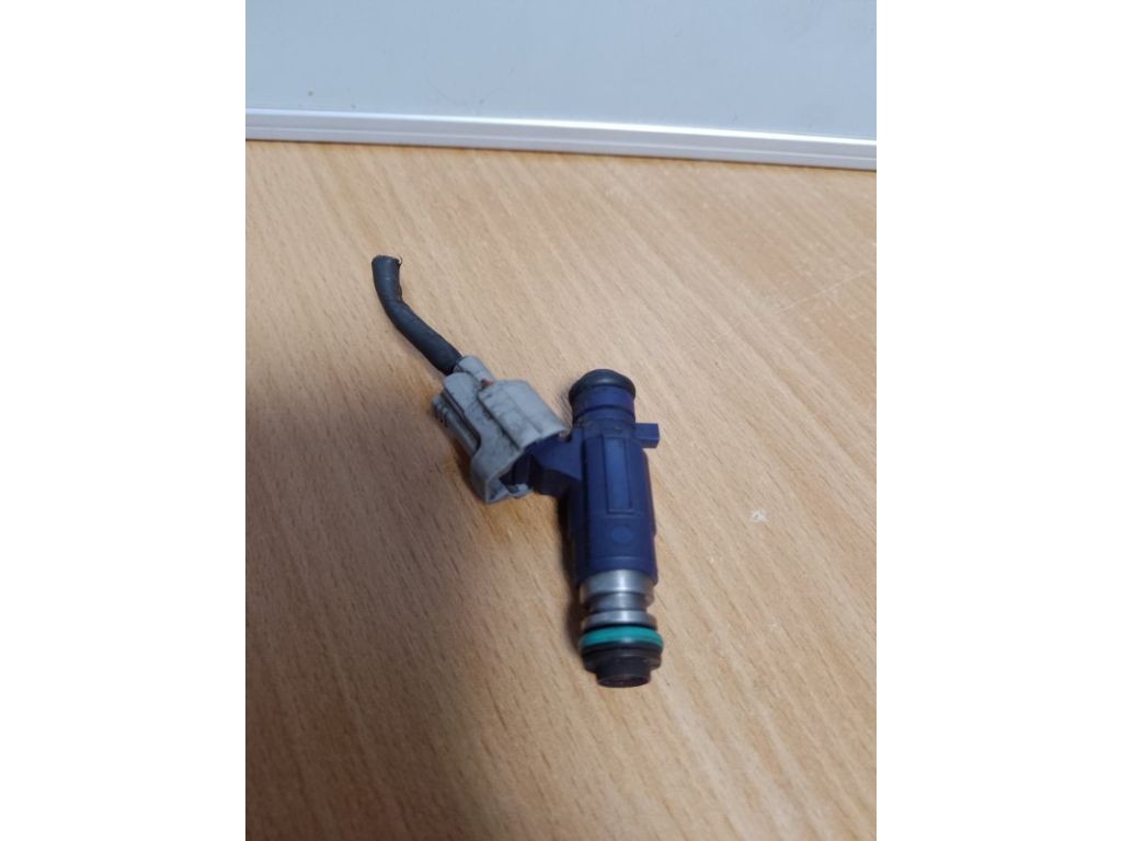 FBJC100 | Форсунка паливна NISSAN X-TRAIL T30 01-07