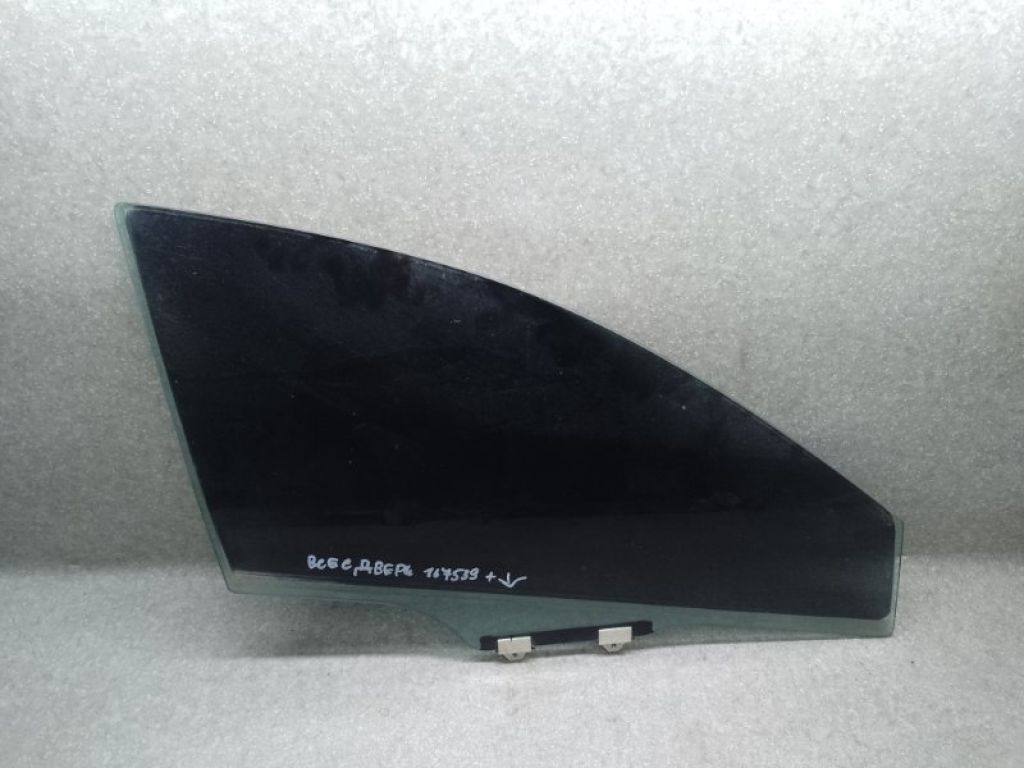 73300-TZ3-A00 | Стекло двери передн. прав. ACURA TLX 14-17