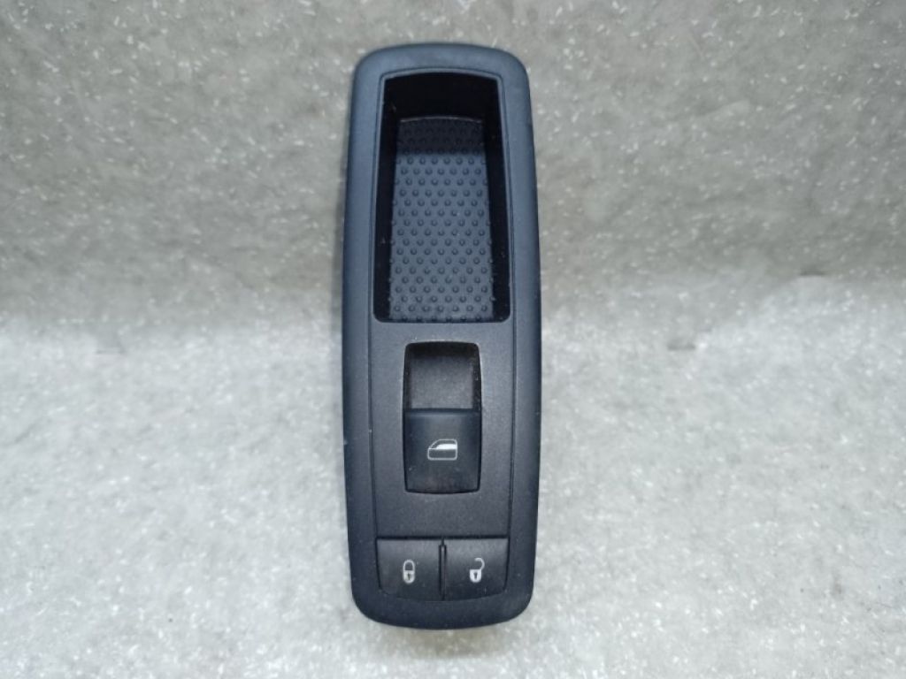 68029178AA | Кнопка стеклоподъемника передн. прав. DODGE JOURNEY 08-20