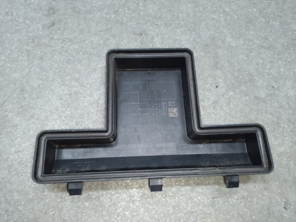 DG9Z-14A003-AA | Кришка блоку запобіжників LINCOLN MKX 16-18 - Фото 2