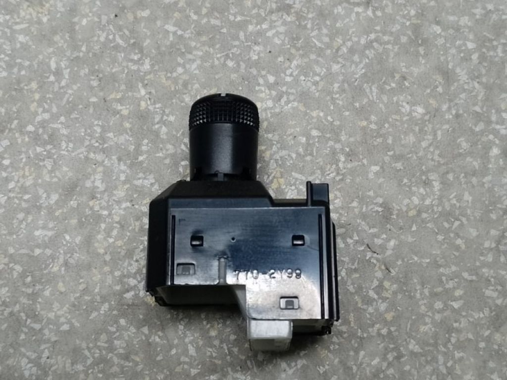 84872-08020 | Блок керування дзеркалами TOYOTA CAMRY 70 17- - Фото 3