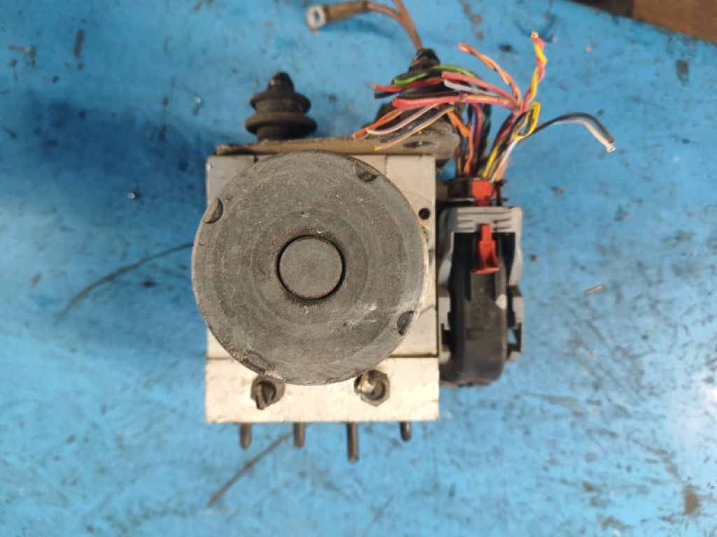 8R0614517L | Блок антиблокувальної системи AUDI Q5 08-16 - Фото 5