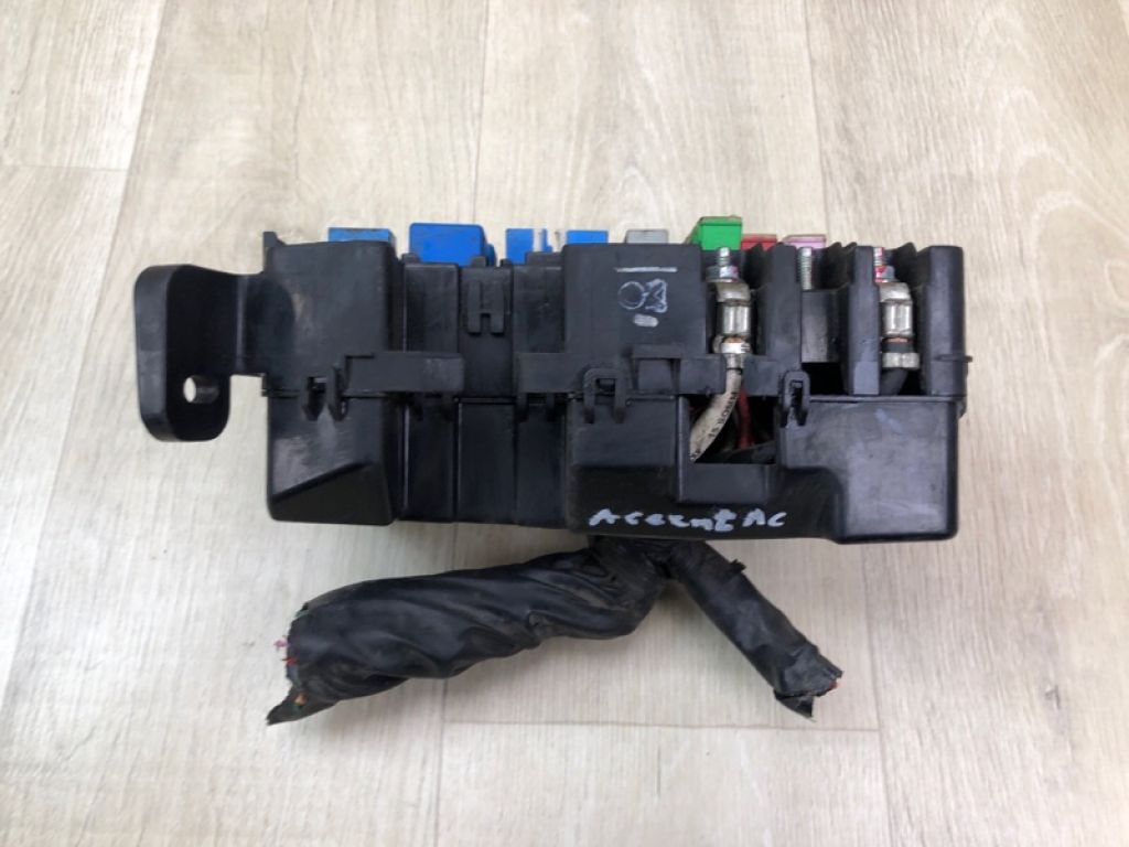 91940-1E000 | Блок предохранителей моторный отсек HYUNDAI ACCENT MC 06-10 - Фото 3