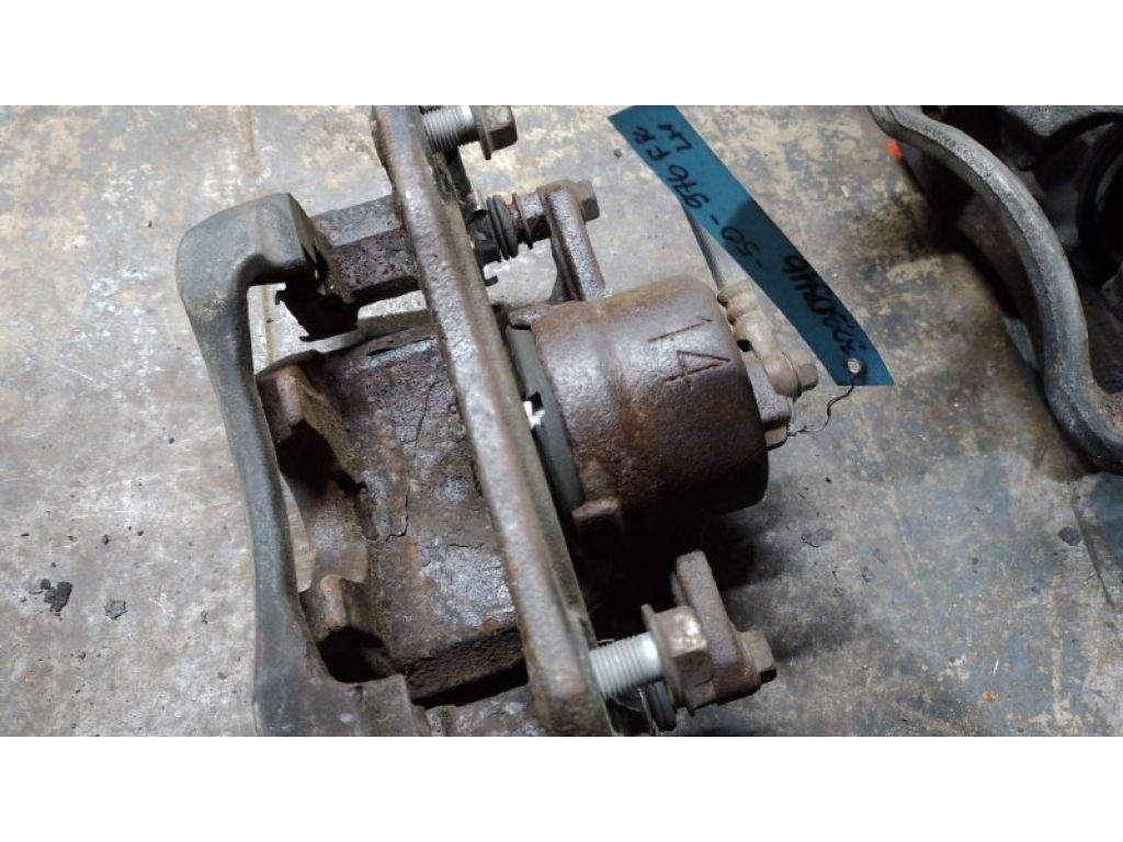 47750-07071 | Суппорт тормозной передн. лев. TOYOTA CAMRY 50 12-15 - Фото 4