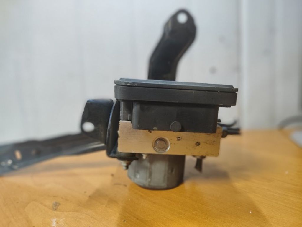 27596FJ240 | Блок антиблокувальної системи SUBARU CROSSTREK 12-17 - Фото 3