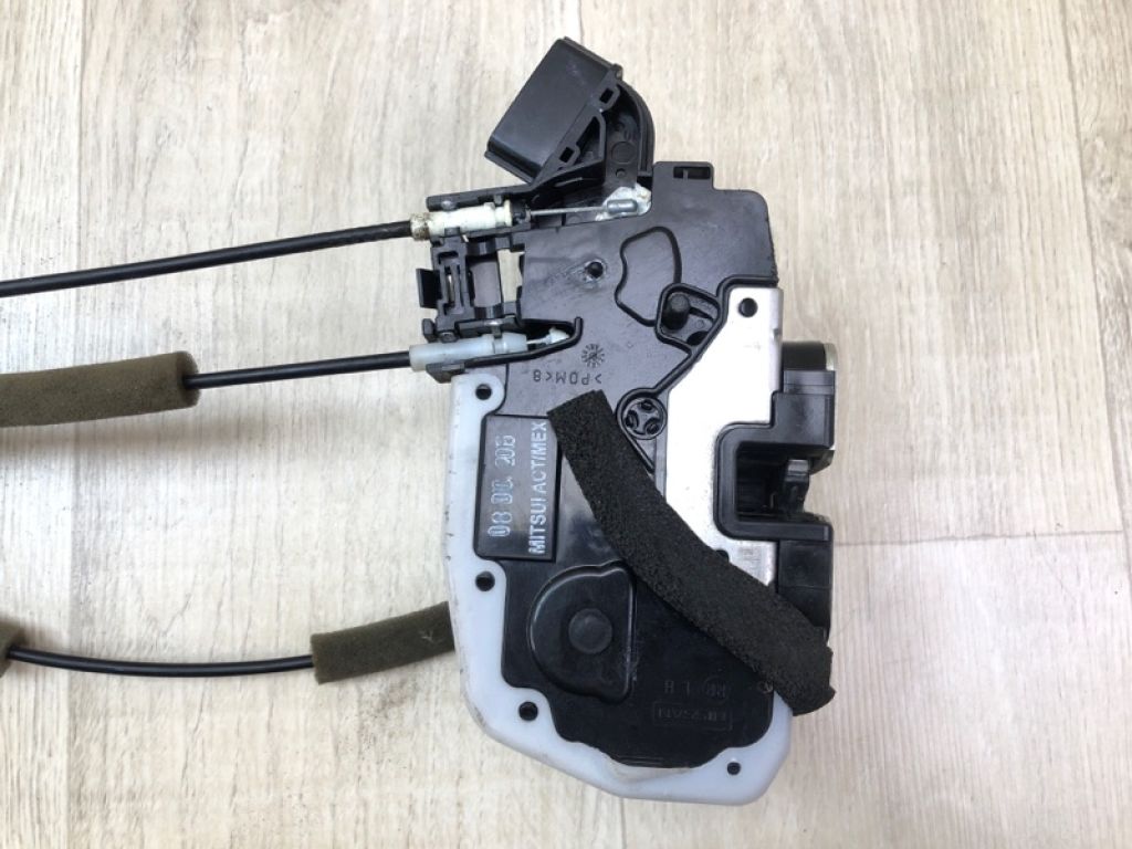 82501-3BA1A | Замок двері задн. лів. NISSAN VERSA B17 11-19 - Фото 4