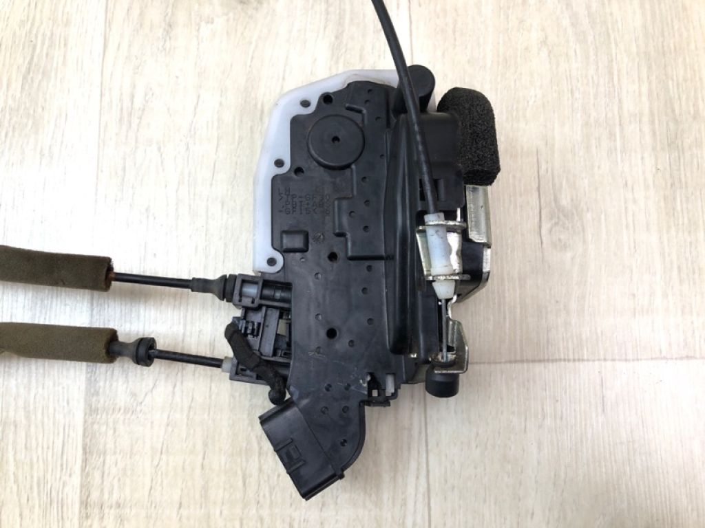 82501-JM00A | Замок двері задн. лів. NISSAN ROGUE 08-15 - Фото 4