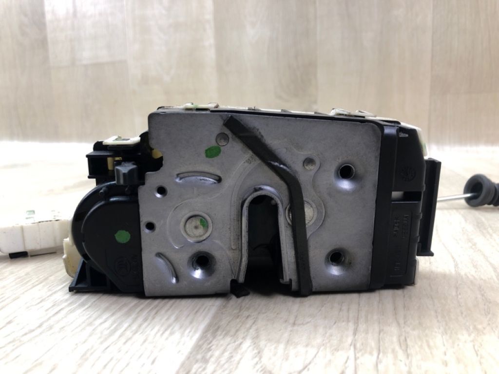 A 204 730 29 35 | Замок двері задн. лів. MERCEDES GL-CLASS X166 12-16 - Фото 4