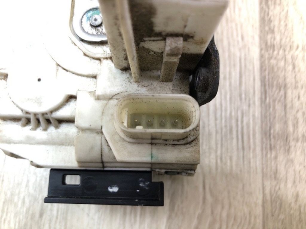 A 204 730 29 35 | Замок двері задн. лів. MERCEDES GL-CLASS X166 12-16 - Фото 7