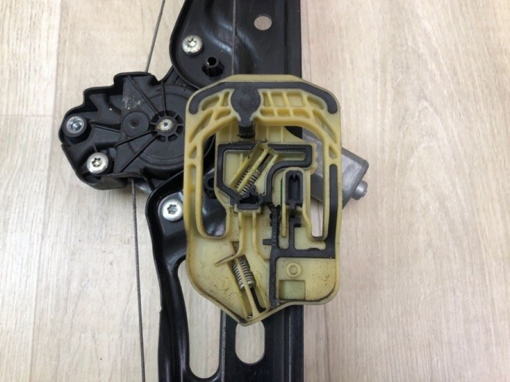 23269941 | Склопідйомник задн. лів. CHEVROLET CRUZE 15- - Фото 4